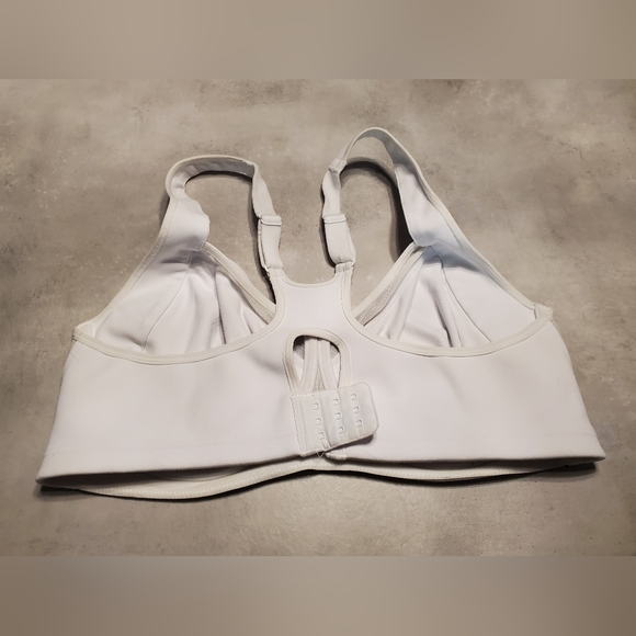 Bra - Picture 2 of 5